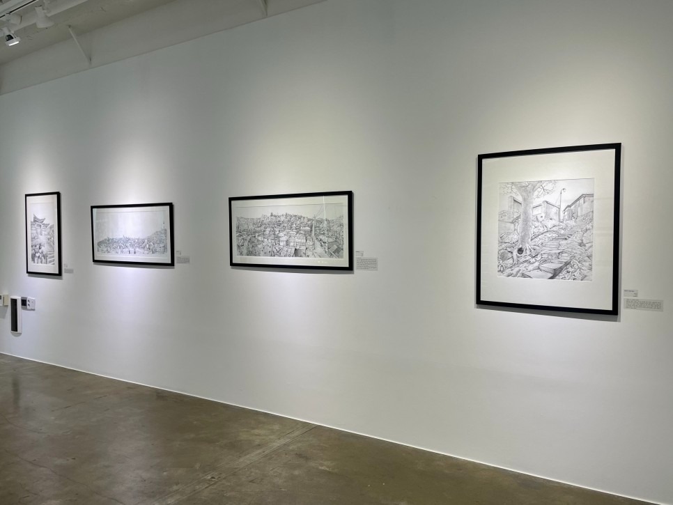 전시전경 · Exhibition view · (이미지출처 = 마루아트센터)