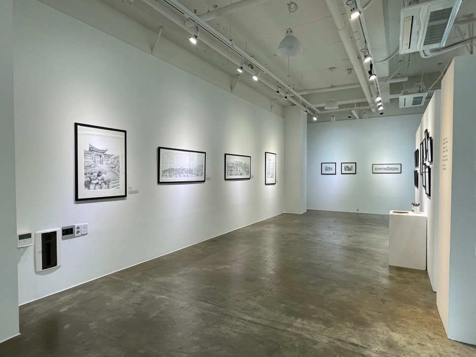 전시전경 · Exhibition view · (이미지출처 = 마루아트센터)
