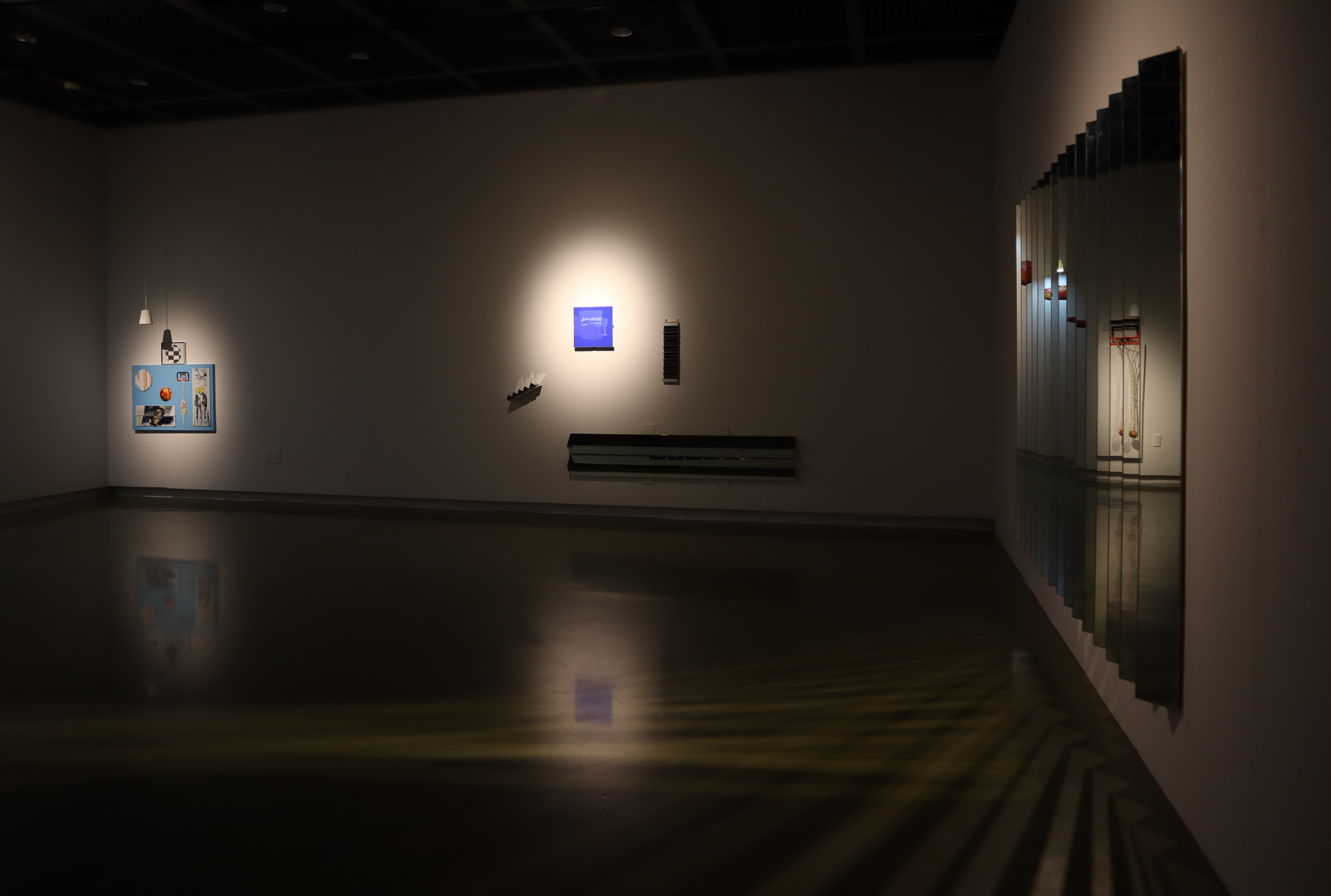 전시전경 · Exhibition view · (이미지출처 = 옥상팩토리)