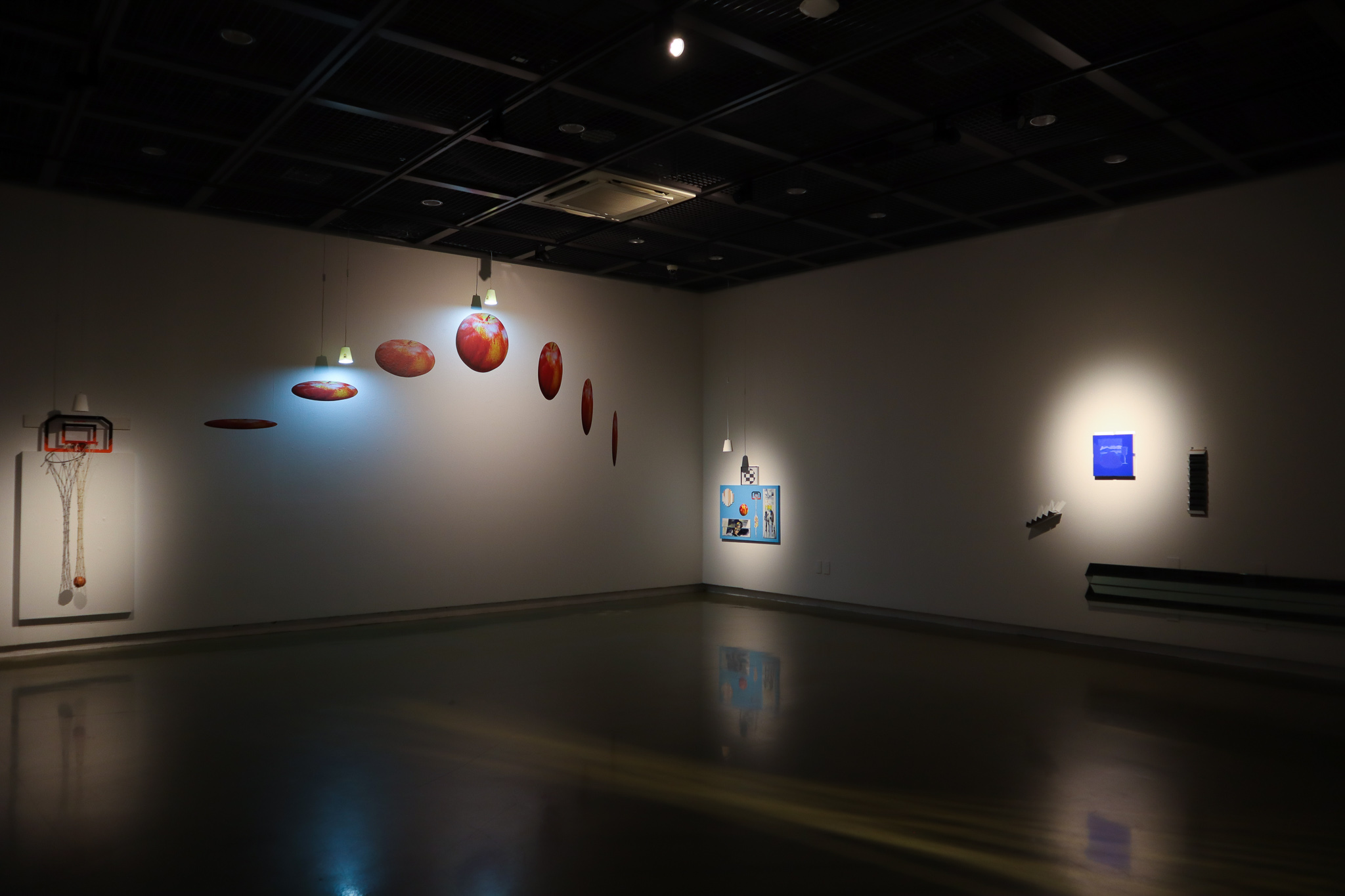 전시전경 · Exhibition view · (이미지출처 = 옥상팩토리)