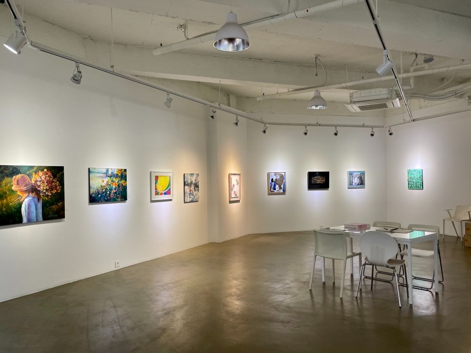 전시전경 · Exhibition view · (이미지출처 = 마루아트센터)