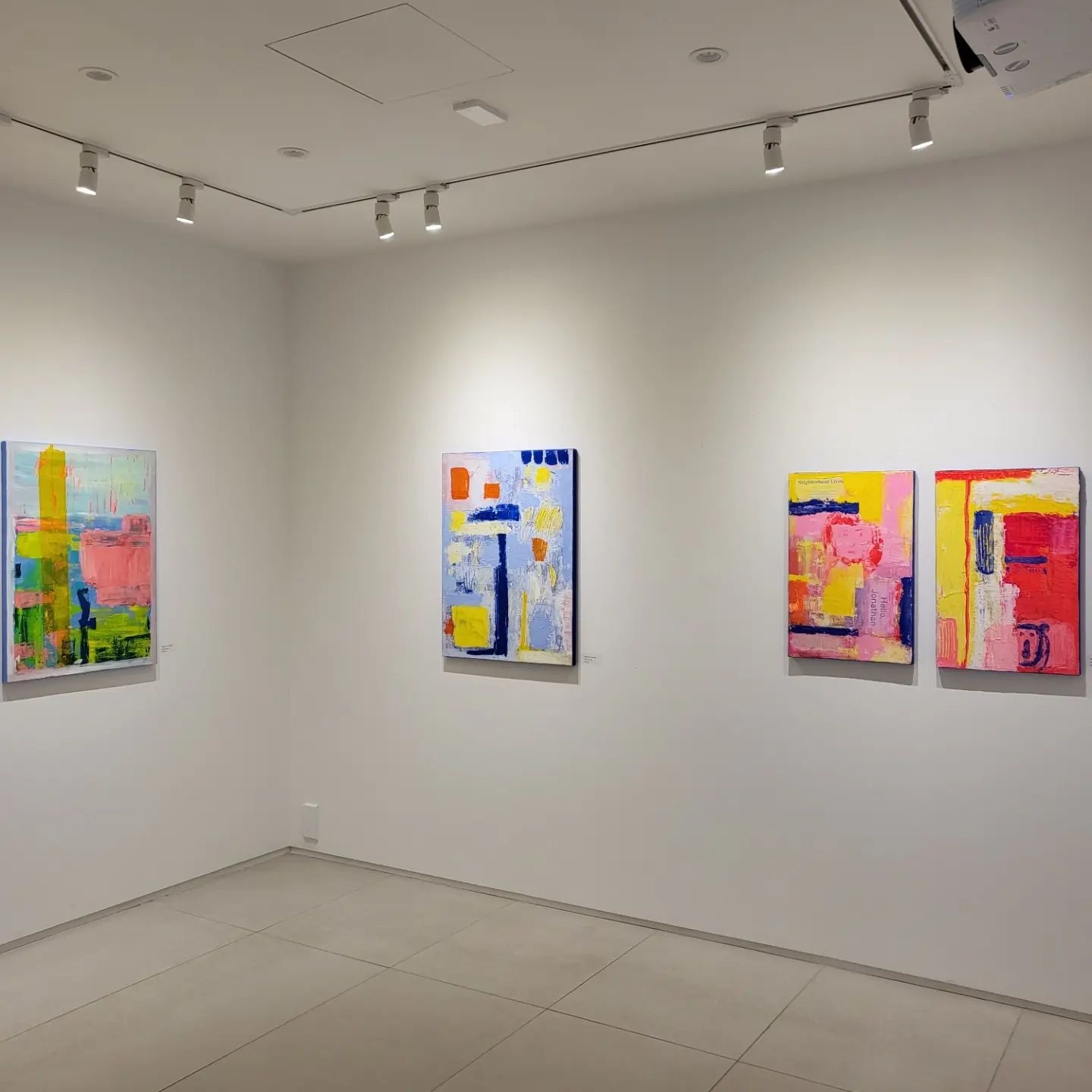 전시전경 · Exhibition view · (이미지출처 = 갤러리민정)