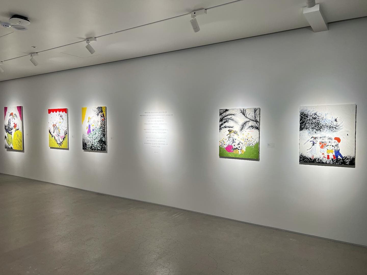 전시전경 · Exhibition view · (이미지출처 = 가나아트부산)