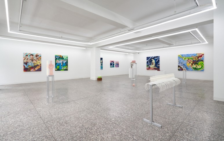 전시전경 · Exhibition view · (출처 = 에브리아트) · (Source = EveryArt)