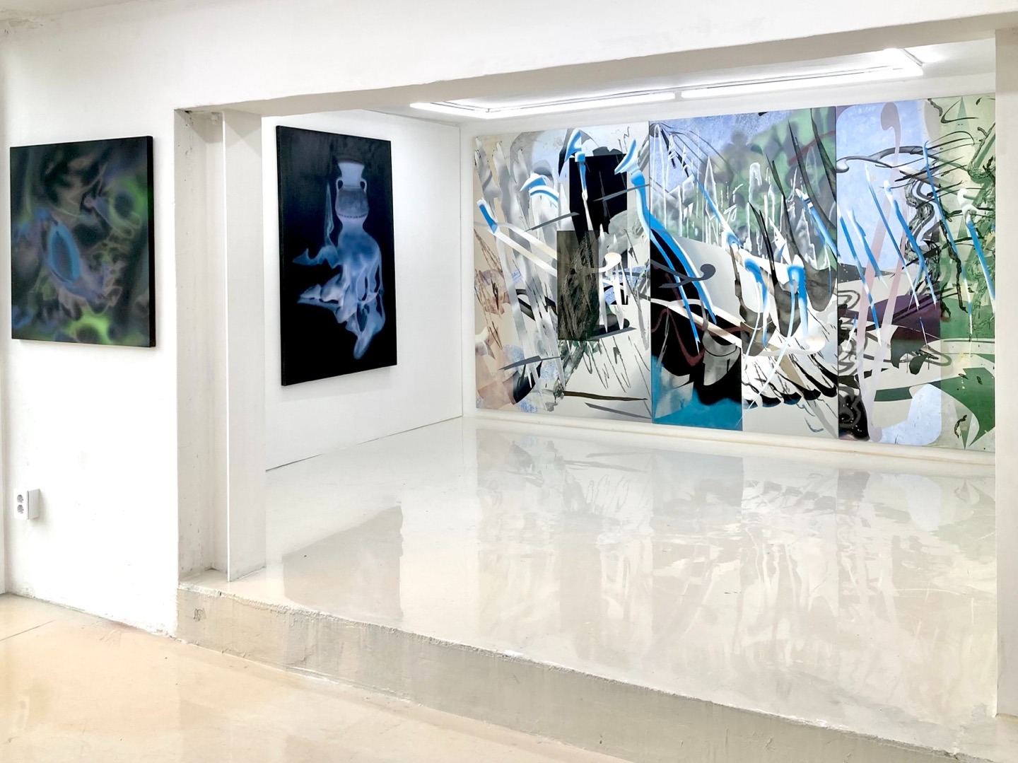 전시전경 · Exhibition view · (이미지제공 = 갤러리 오뉴월) · (source = gallery onewwall)