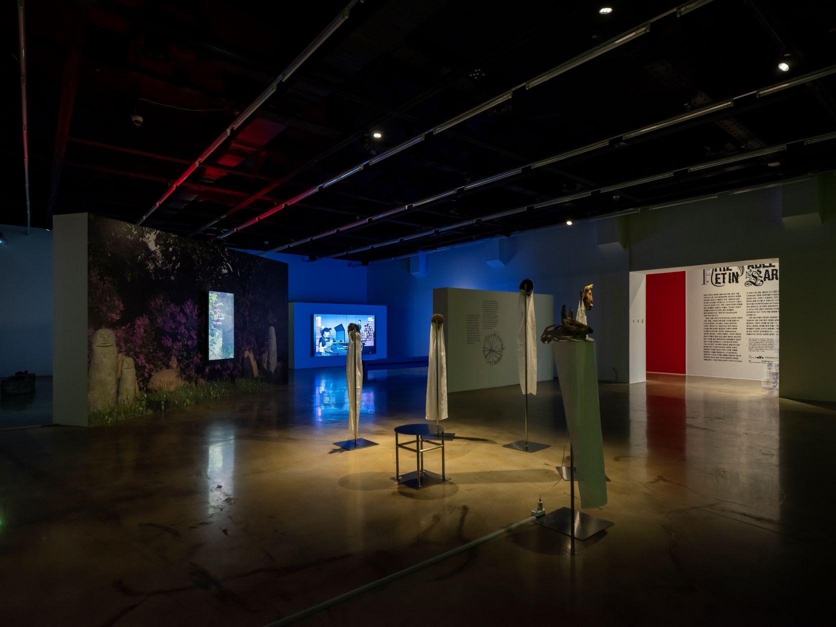 전시전경 · Exhibition view · (이미지 제공 = 한국문화예술위원회) · (Source = ARKO)