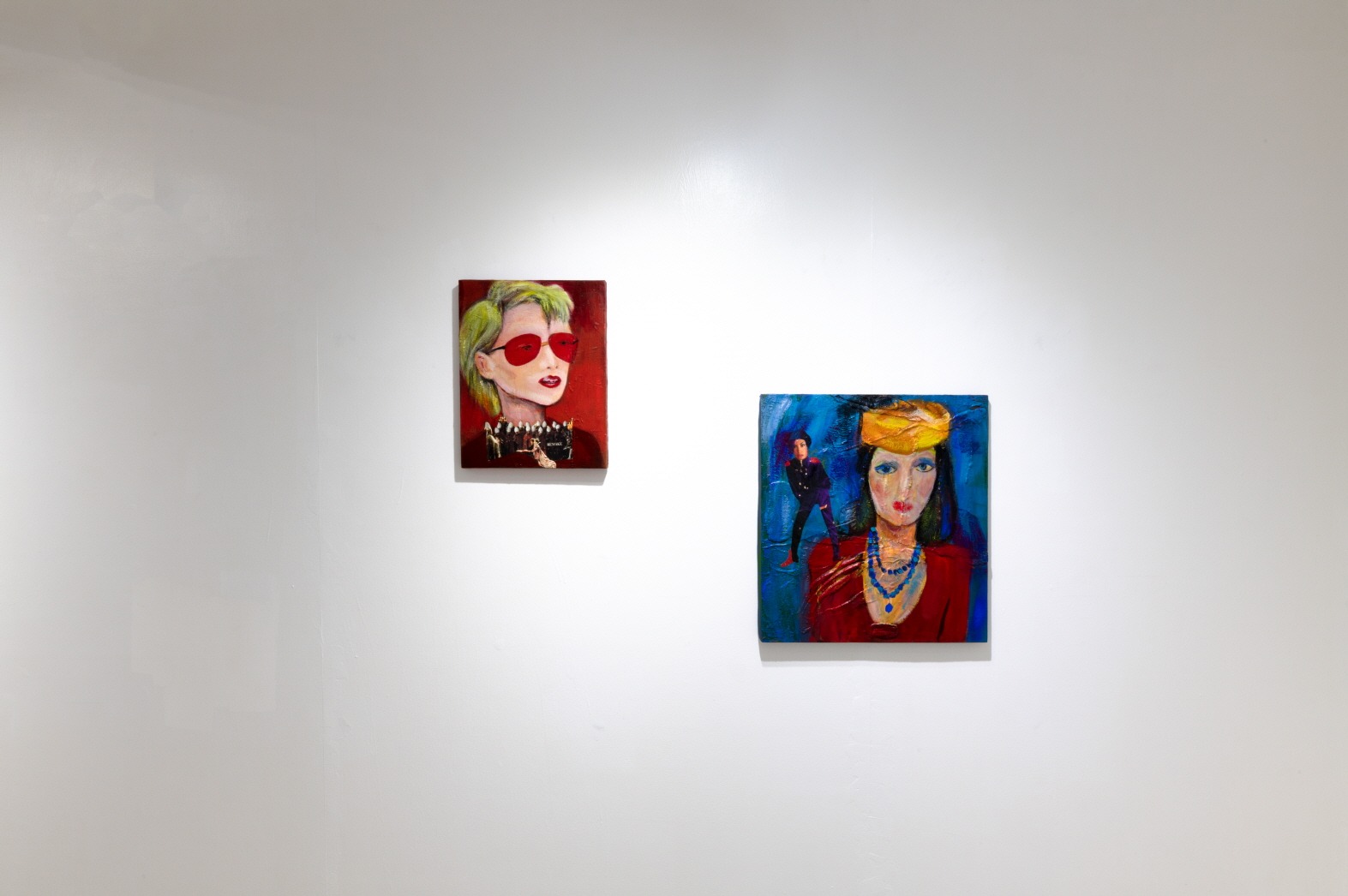 전시전경 · Exhibition view · (출처 = UM갤러리) · (Source= UM Gallery)