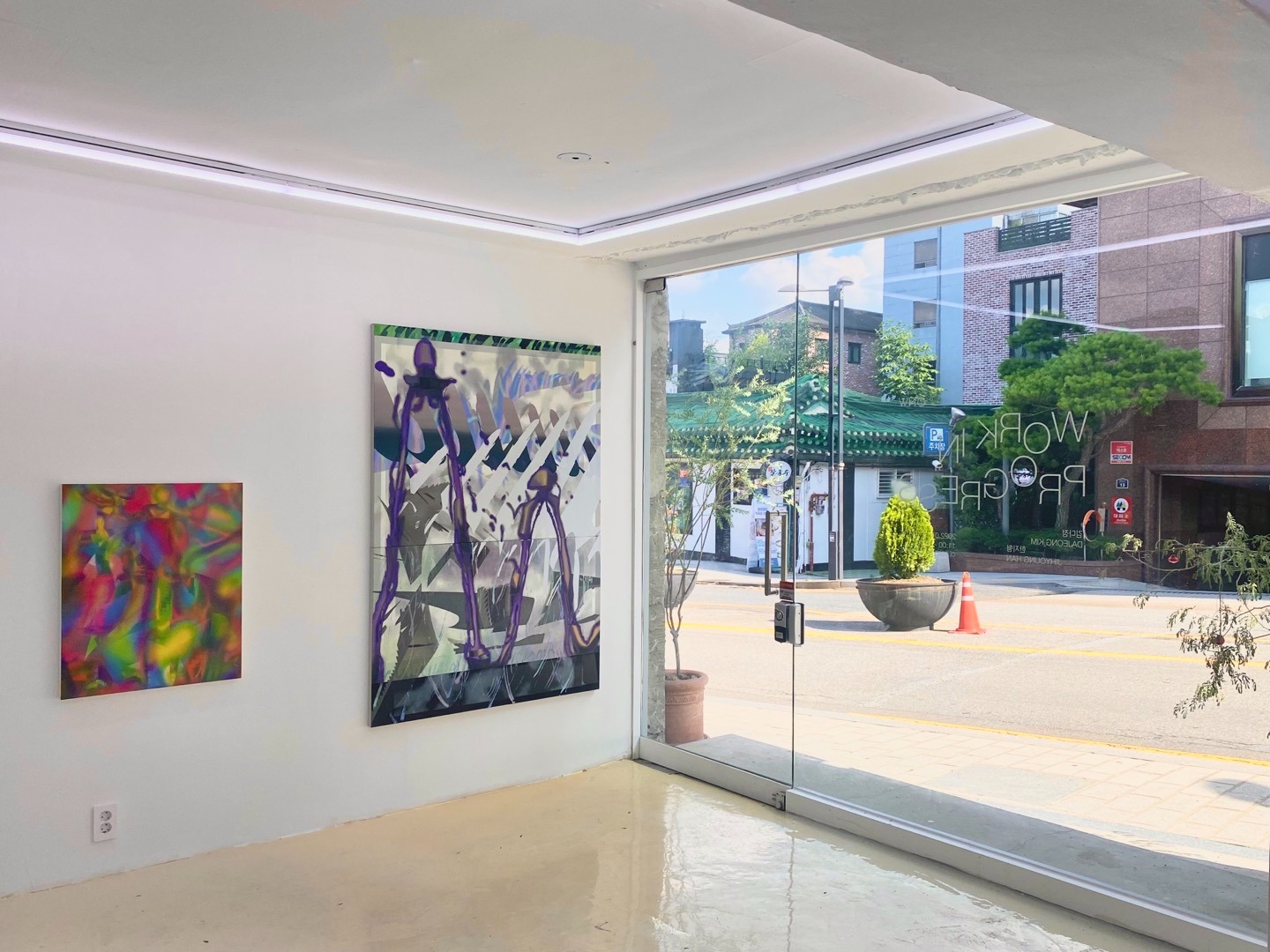 전시전경 · Exhibition view · (이미지제공 = 갤러리 오뉴월) · (source = gallery onewwall)
