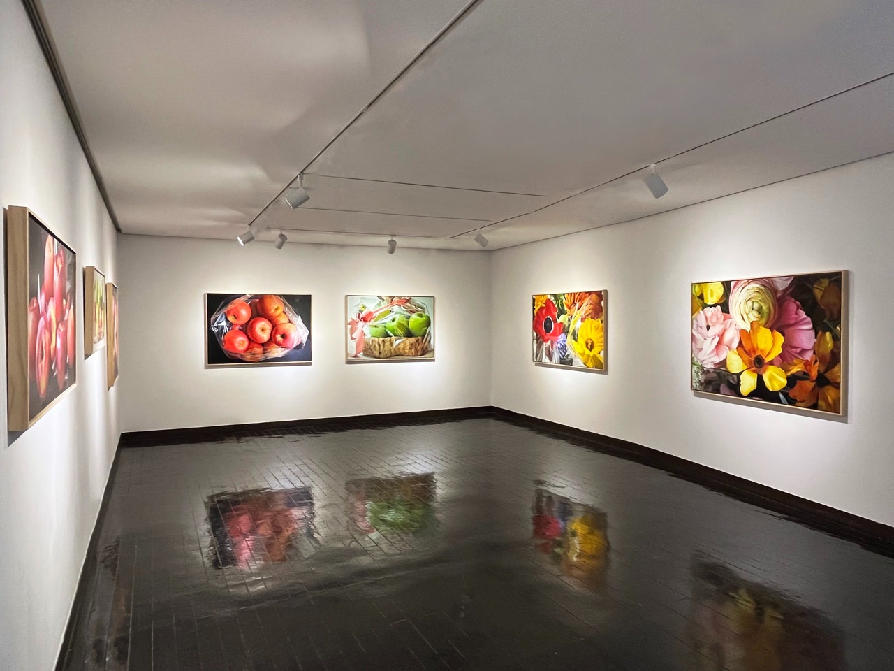 전시전경 · Exhibition view · (이미지 출처 = 통인화랑) · (Source = TONG-IN Gallery)
