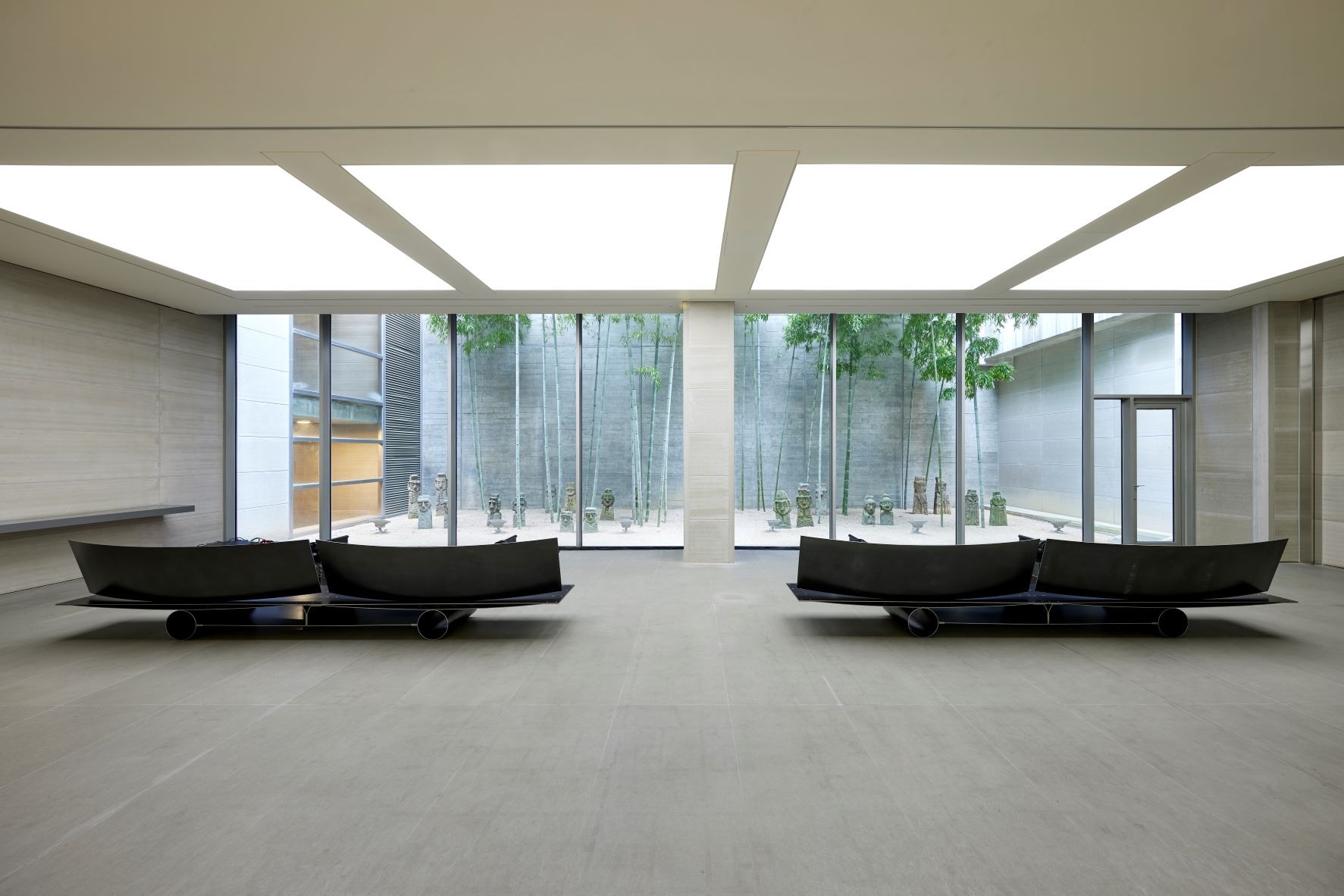 전시전경 · Exhibition view · (이미지 출처 = 리움 미술관) · (Source = Leeum Museum)