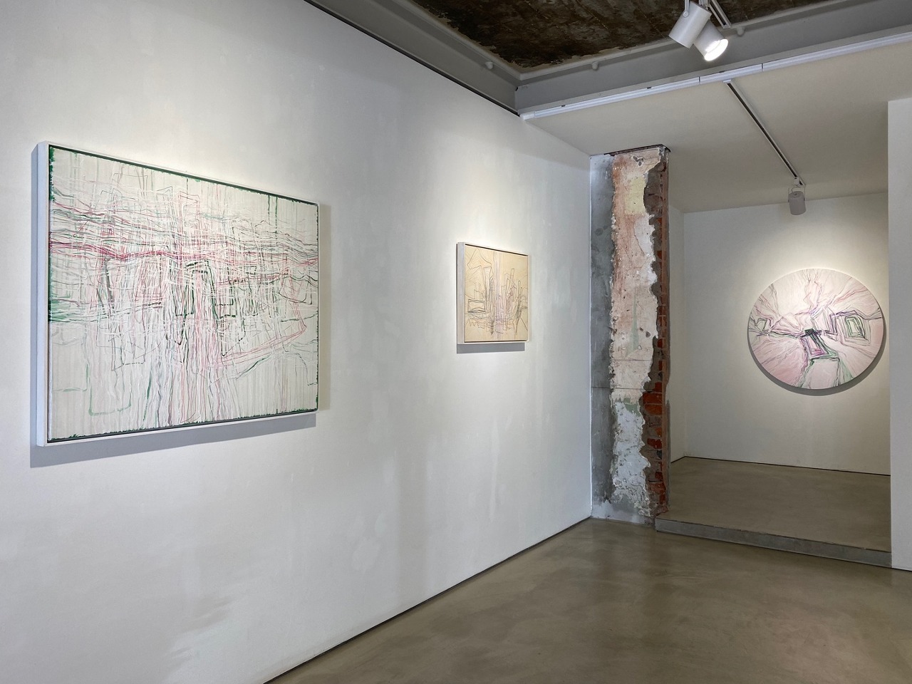 전시전경 · Exhibition view · (이미지 출처 = 갤러리에이치오엠) · (Source = galleryhom)