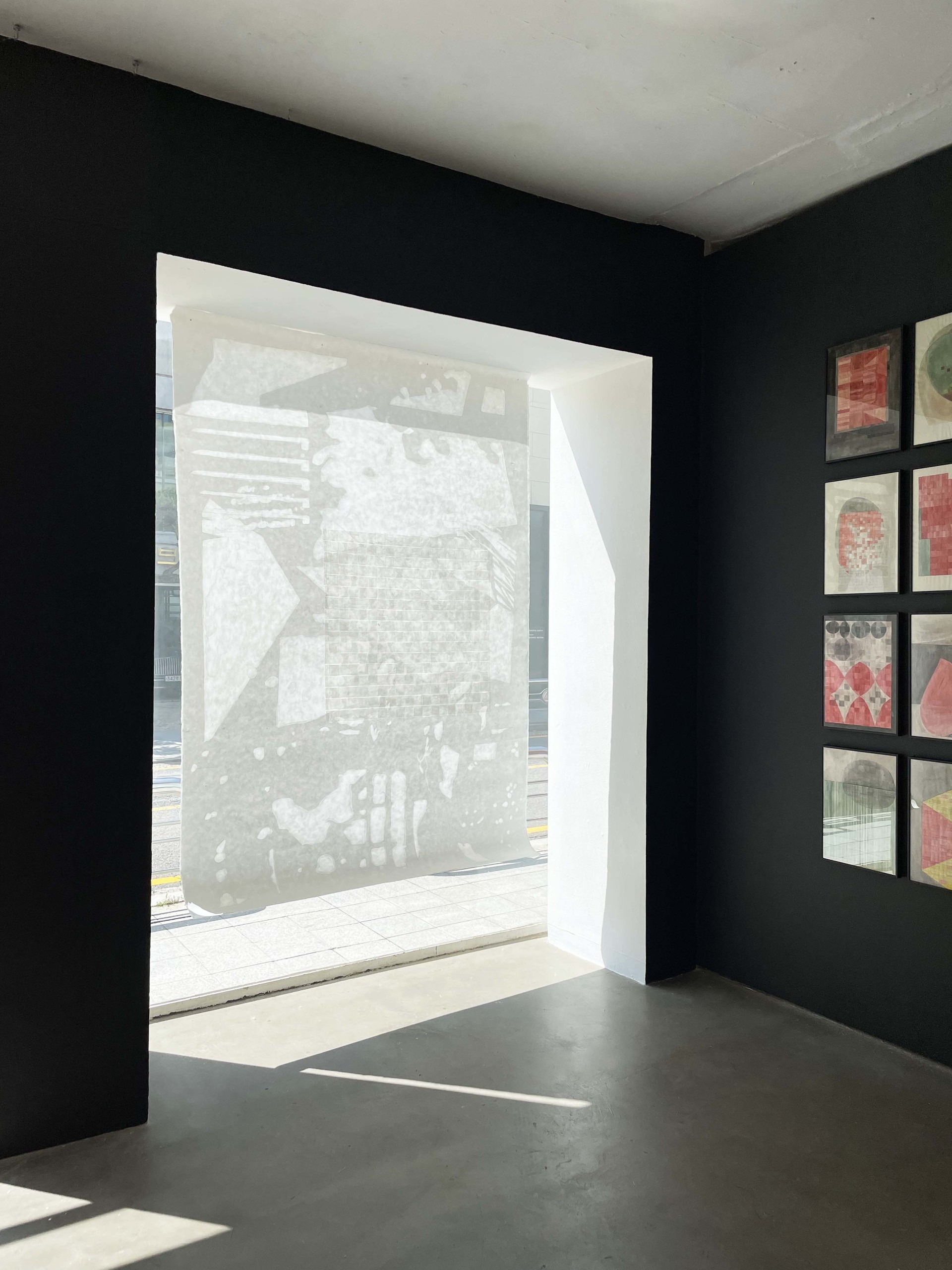 전시전경 · Exhibition view · (이미지 출처 = 팩토리2) · (Source = factory2)