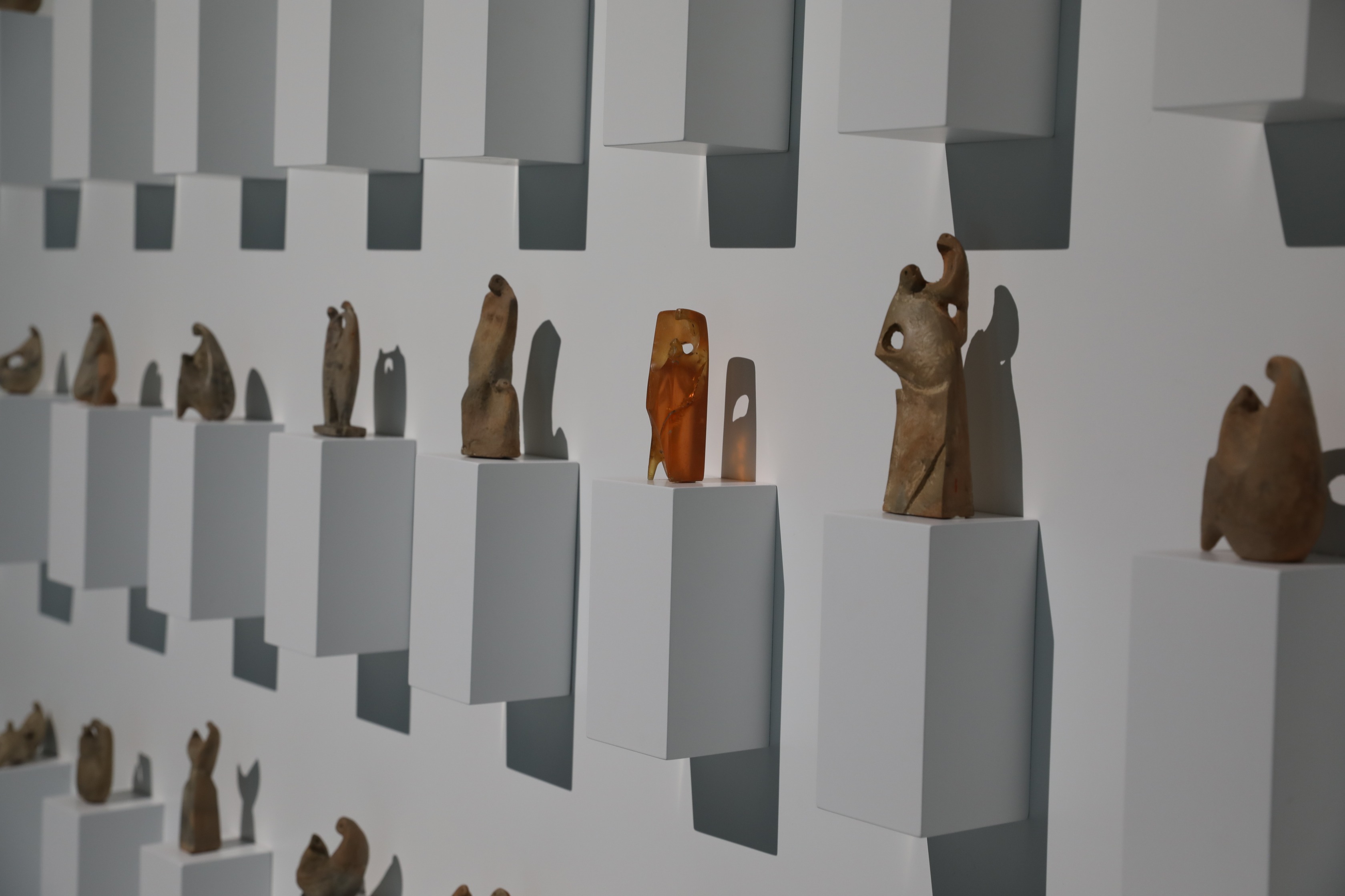 전시전경 · Exhibition view · (이미지 제공 : 양주시립민복진미술관) · (Source = MIN BOKJIN MUSEUM OF ART YANGJU CITY)