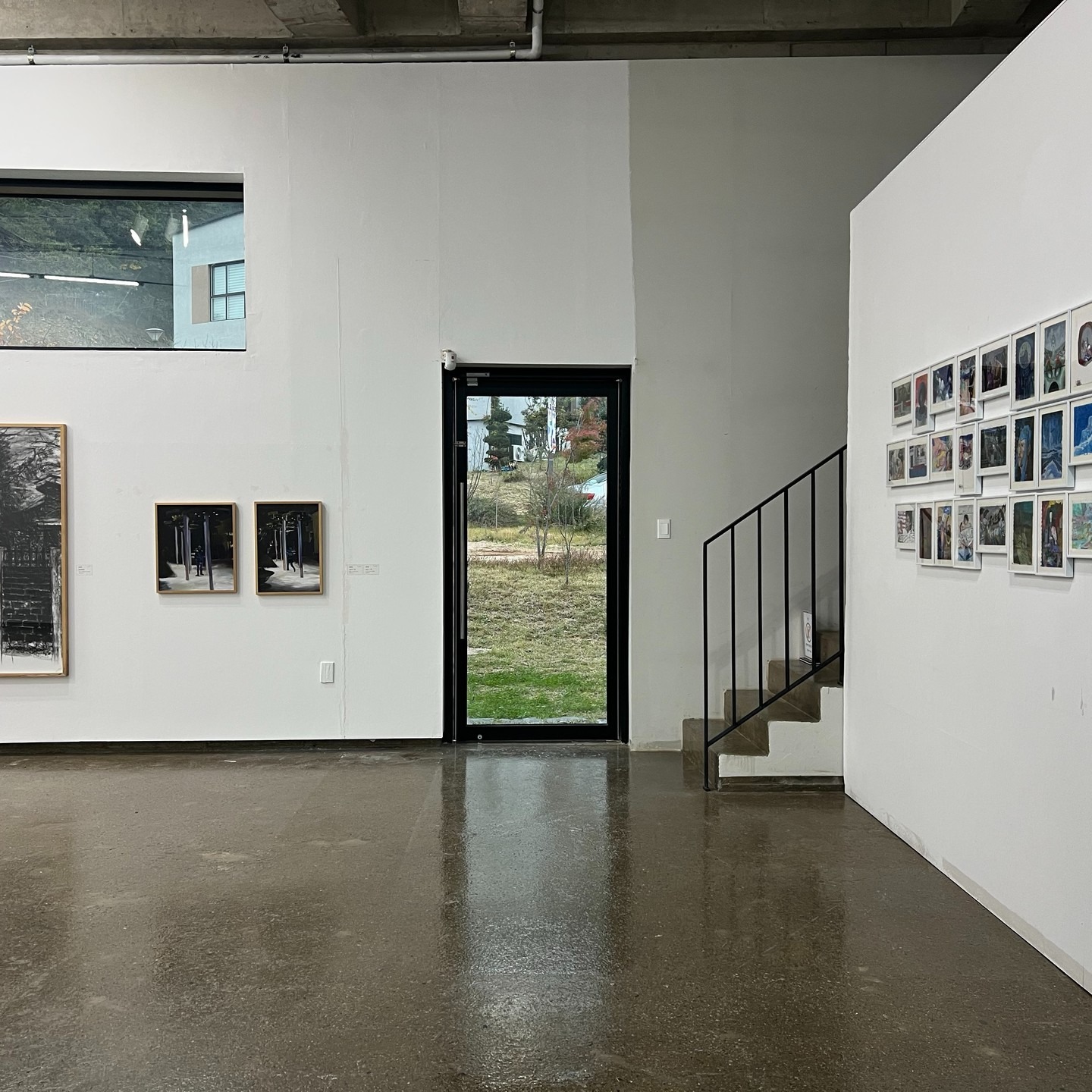 전시전경 · Exhibition view · (이미지 출처 = 화이트블럭 천안창작촌) · (Source = Whiteblock residency)