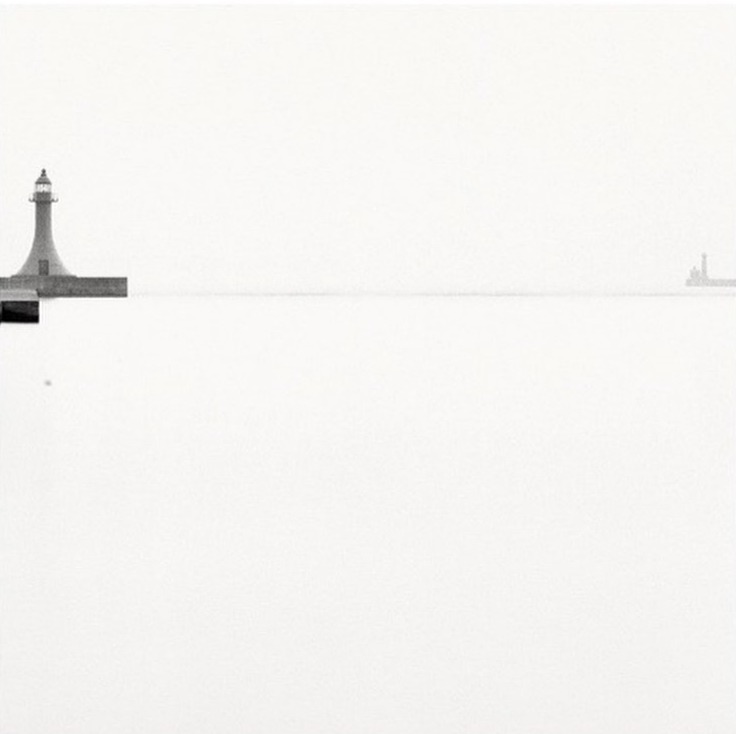Epiphanie Landscape 6 · Pigment print · 25.4 x 25.4cm · 2004 · Epiphanie Landscape 6 · Pigment print · 이원철 · Lee Won Chul · (이미지 출처 = 무늬와 공간) · (Source = Moonii space)