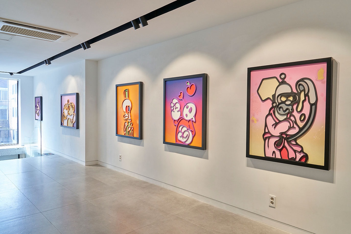 전시전경 · Exhibition view · (출처 = 갤러리스탠) · (Source = Gallery Stan)