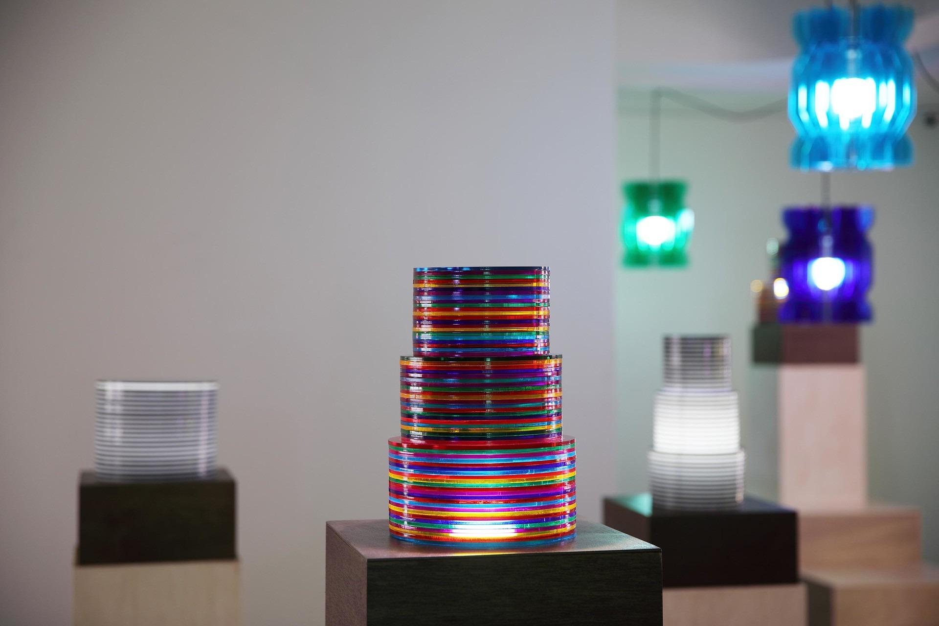 전시전경 · Exhibition view · (출처 = 호리아트스페이스) · (Source = Hori artspace)