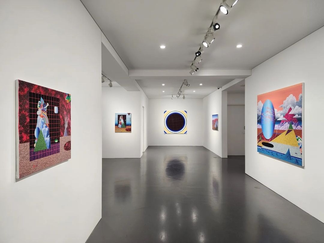 전시전경 · Exhibition view · (출처 = 이화익 갤러리) · (Source = Lee Hwa Ik Gallery)