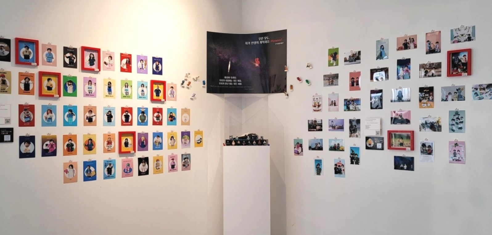 전시전경 · Exhibition view · (이미지 출처 = 픽스굿 갤러리) · (Source = Picks good Gallery)