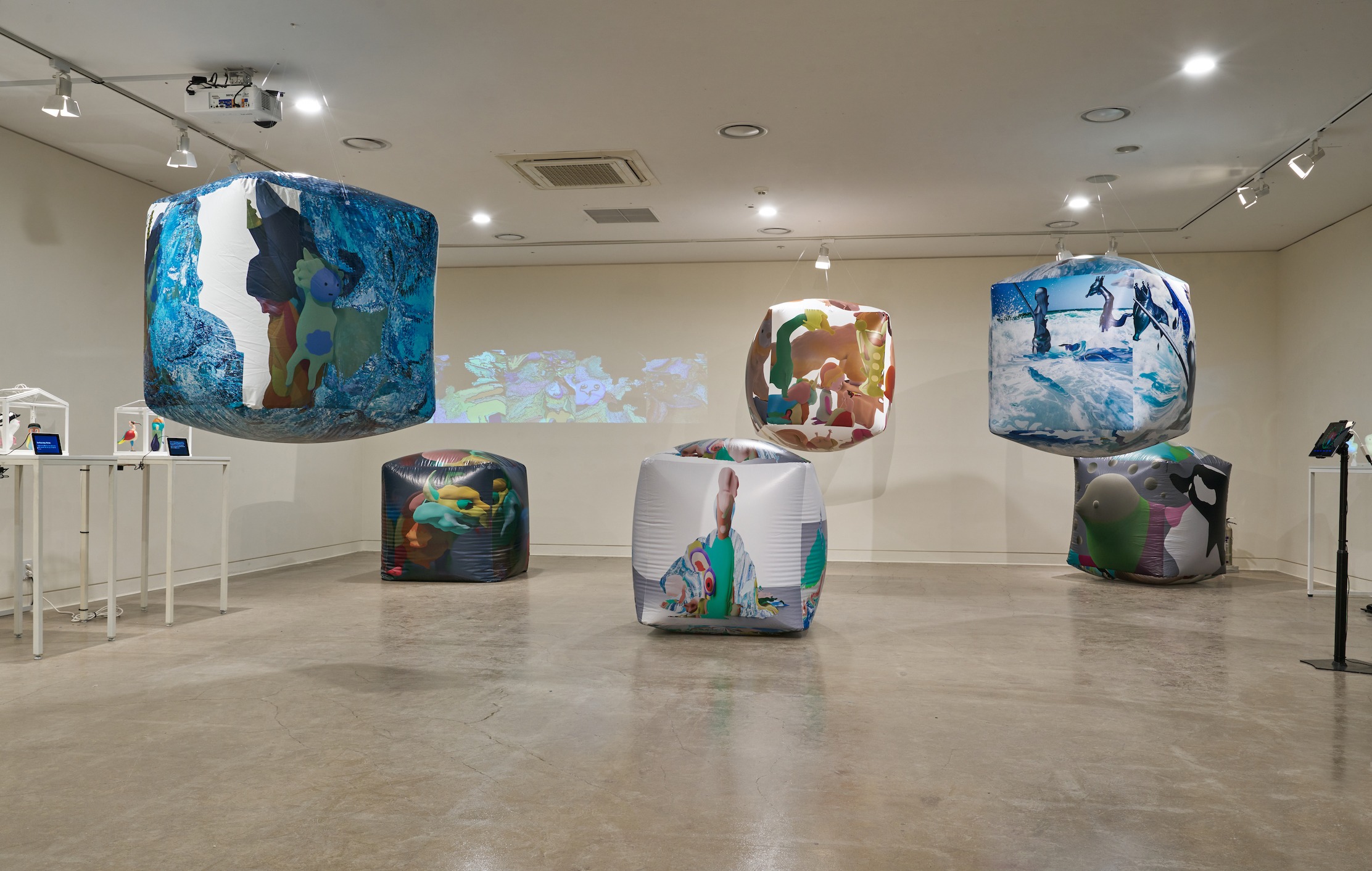 전시전경 · Exhibition view