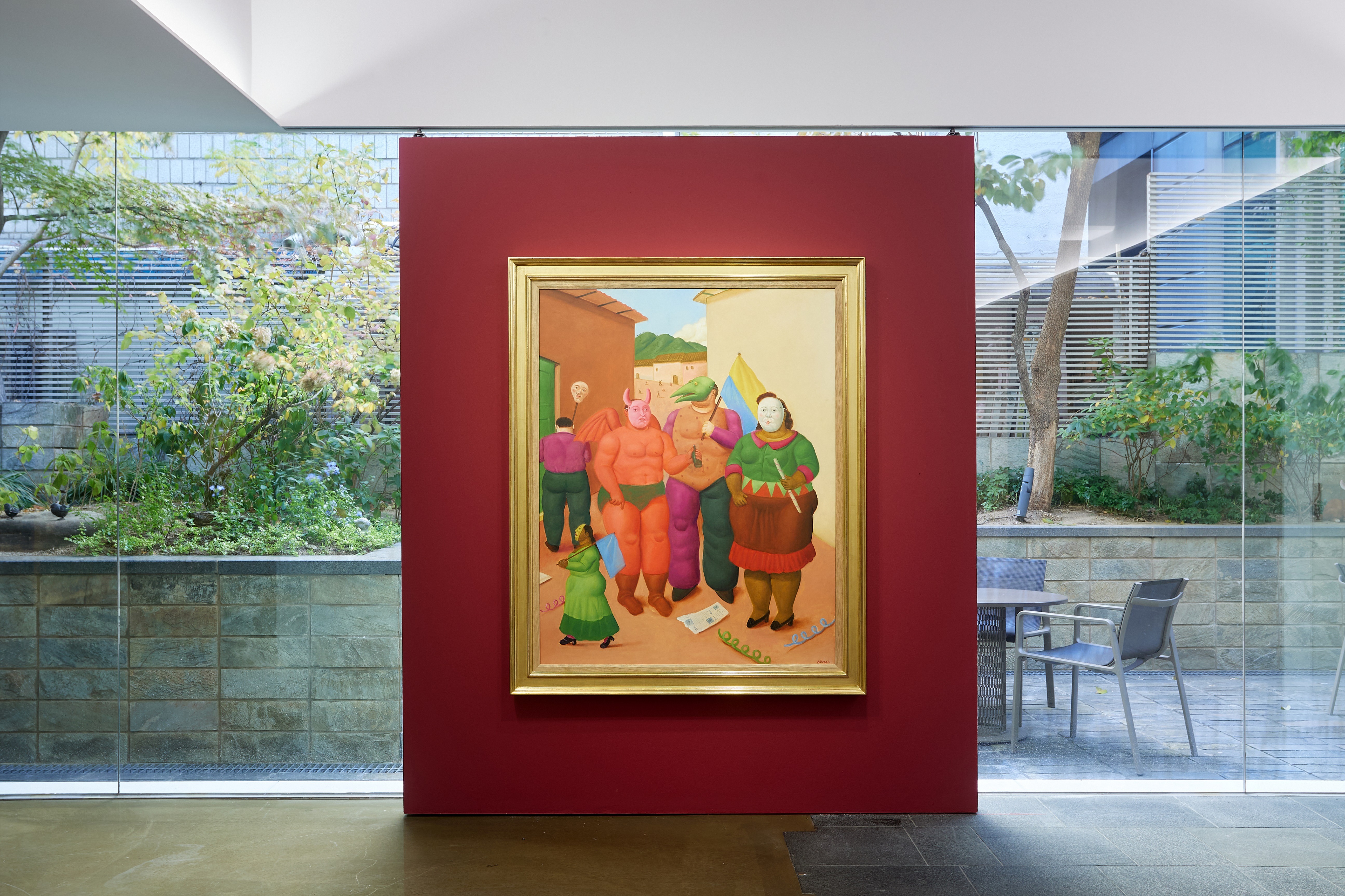 전시전경 · Exhibition view · (이미지 출처 = 노블레스 컬렉션) · (Source = Nobless Collection)