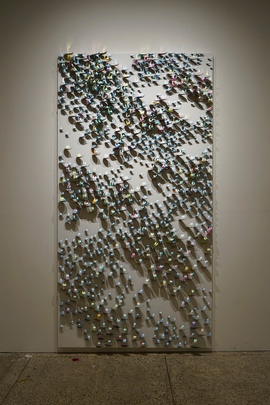 Ficus Benjamina - Light · stainless steel on canvas · 200X105cm · 2022 · Ficus Benjamina - Light · stainless steel on canvas · 권용래 · Kwon Yongrae · (출처 = 아트프로젝트 씨오) · (Source = Art Project CO)