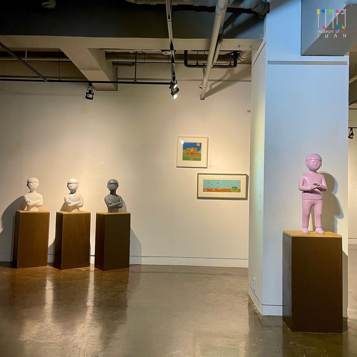 전시전경 · Exhibition view · (이미지 출처 = 주안미술관) · (Source = Juan art museum)