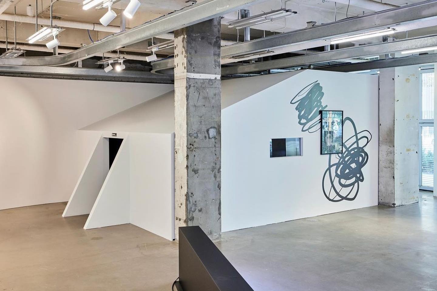 전시전경 · Exhibition view · (출처=코오롱스포츠)