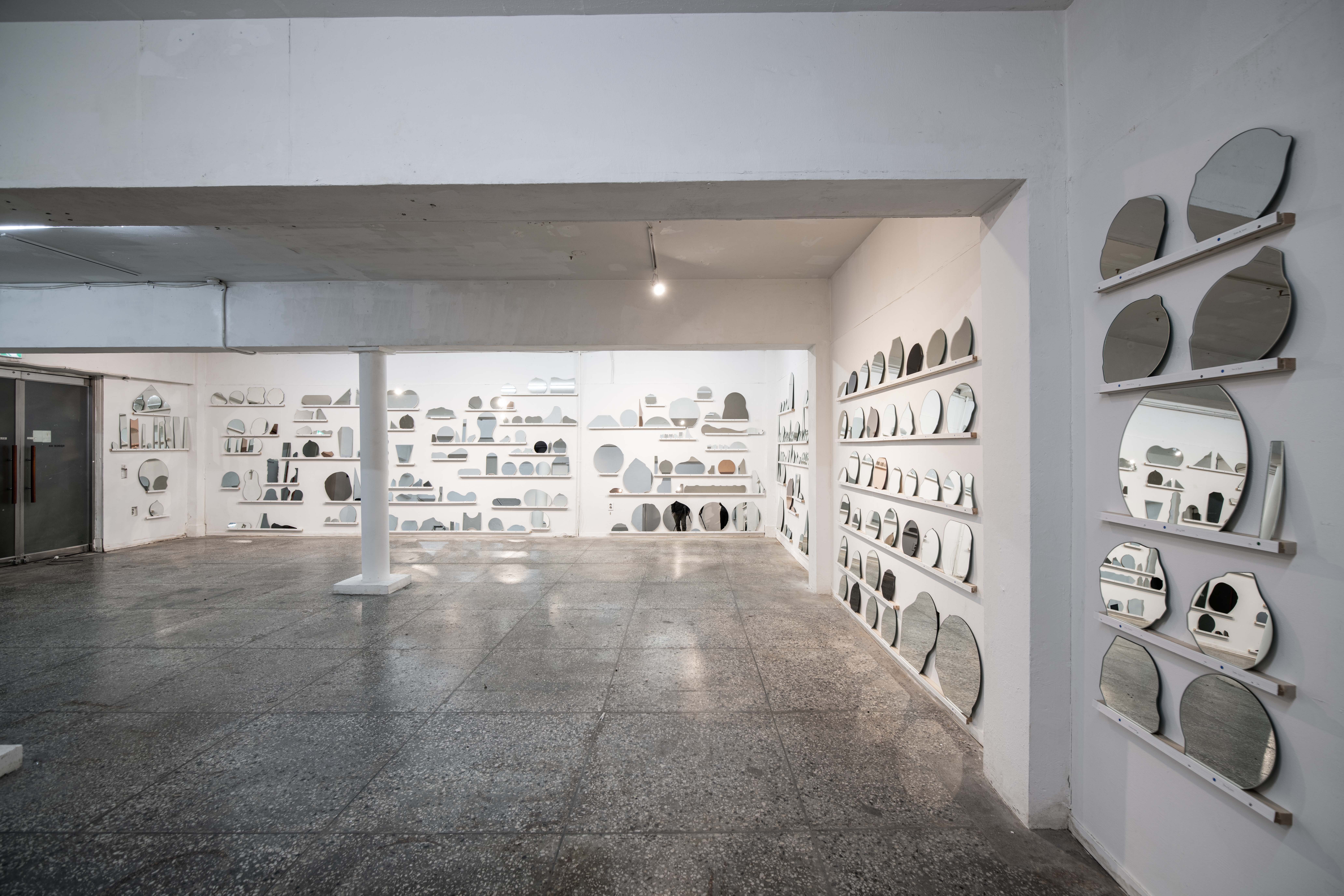 전시전경 · Exhibition view · ⓒ2022.Sungkyun (이미지 출처 = 스페이스엑스엑스) · ⓒ2022.Sungkyun (Source = spacexx)