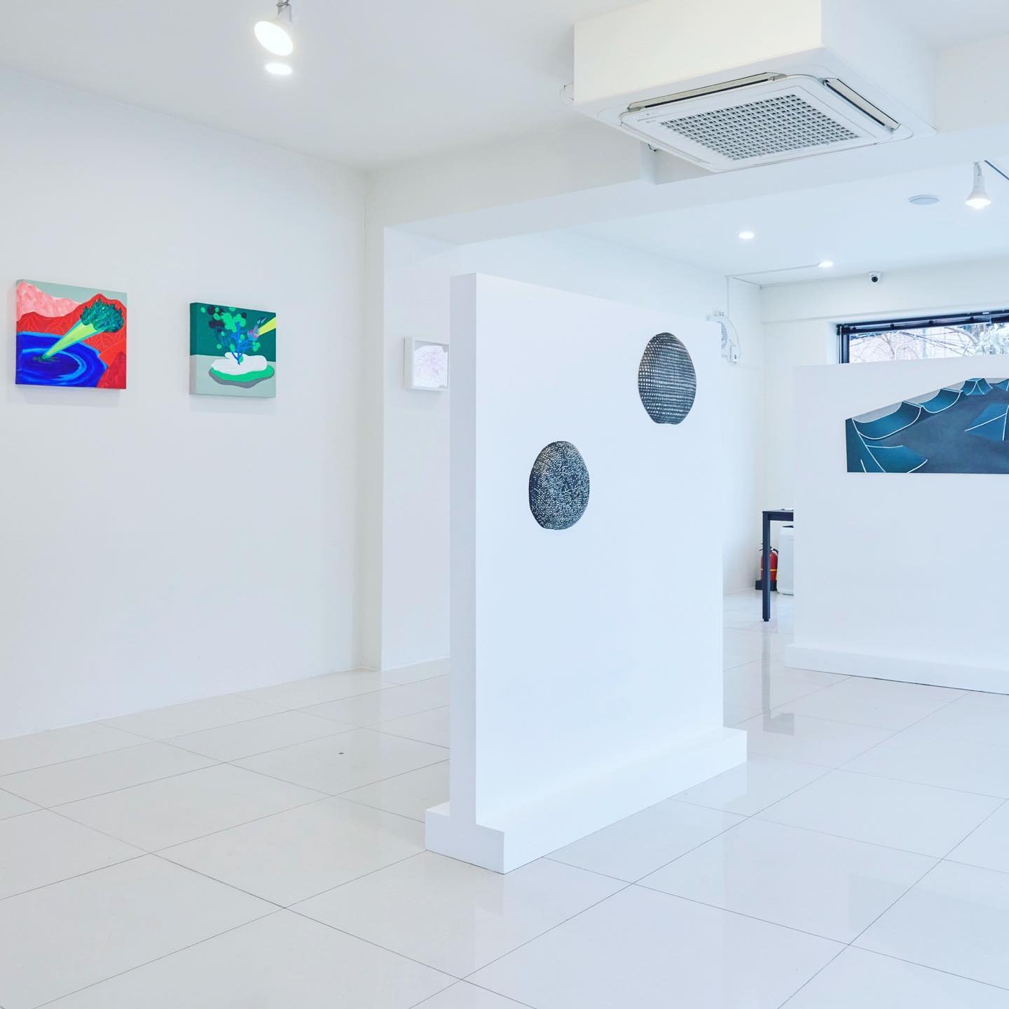 전시전경 · Exhibition view · (이미지 출처 = 케이움 갤러리) · (Source = K_um Gallery)