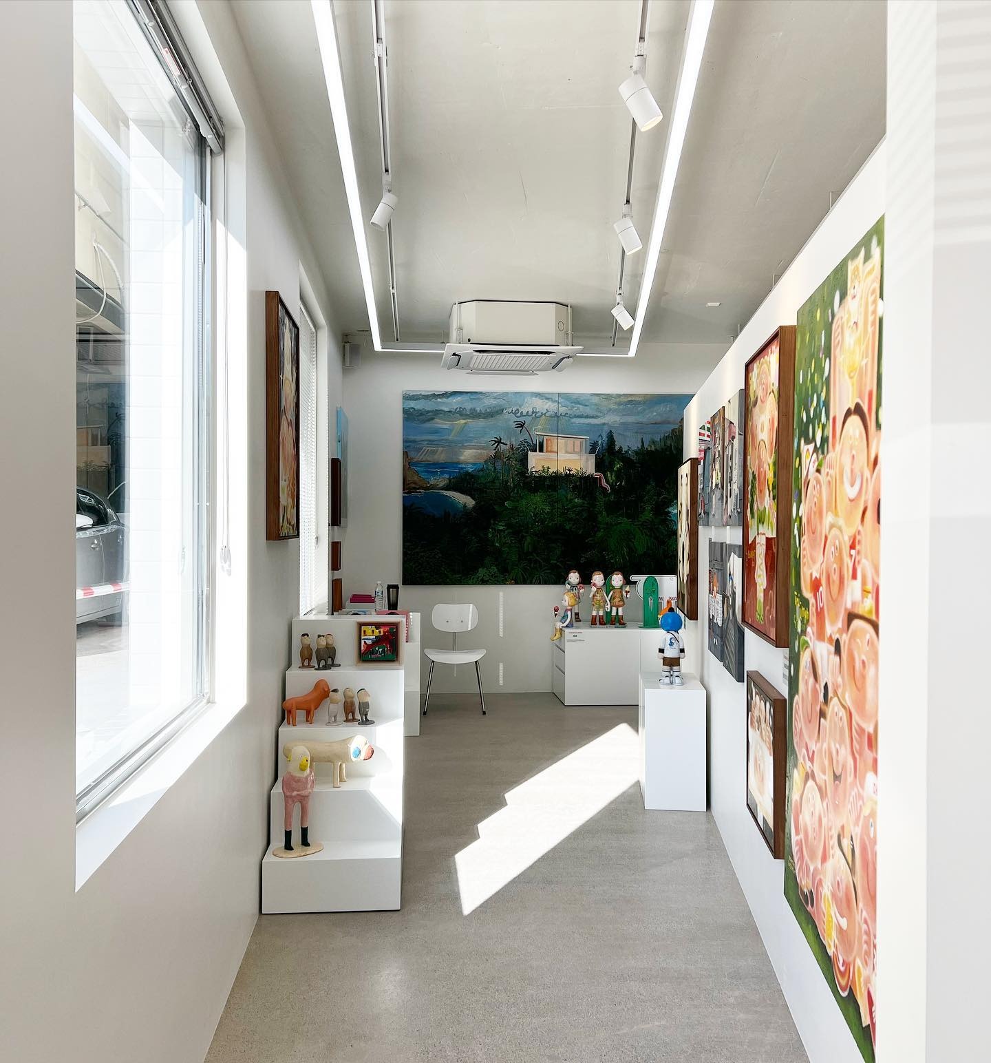 전시전경 · Exhibition view · (출처=미들맨)