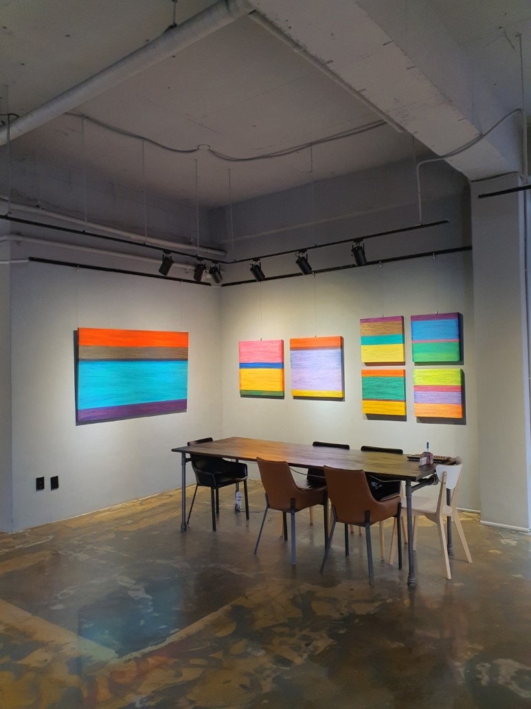 전시전경 · Exhibition view · (이미지출처 = 아트리에 판교) · (Source = Artrie Gallery Pangyo)