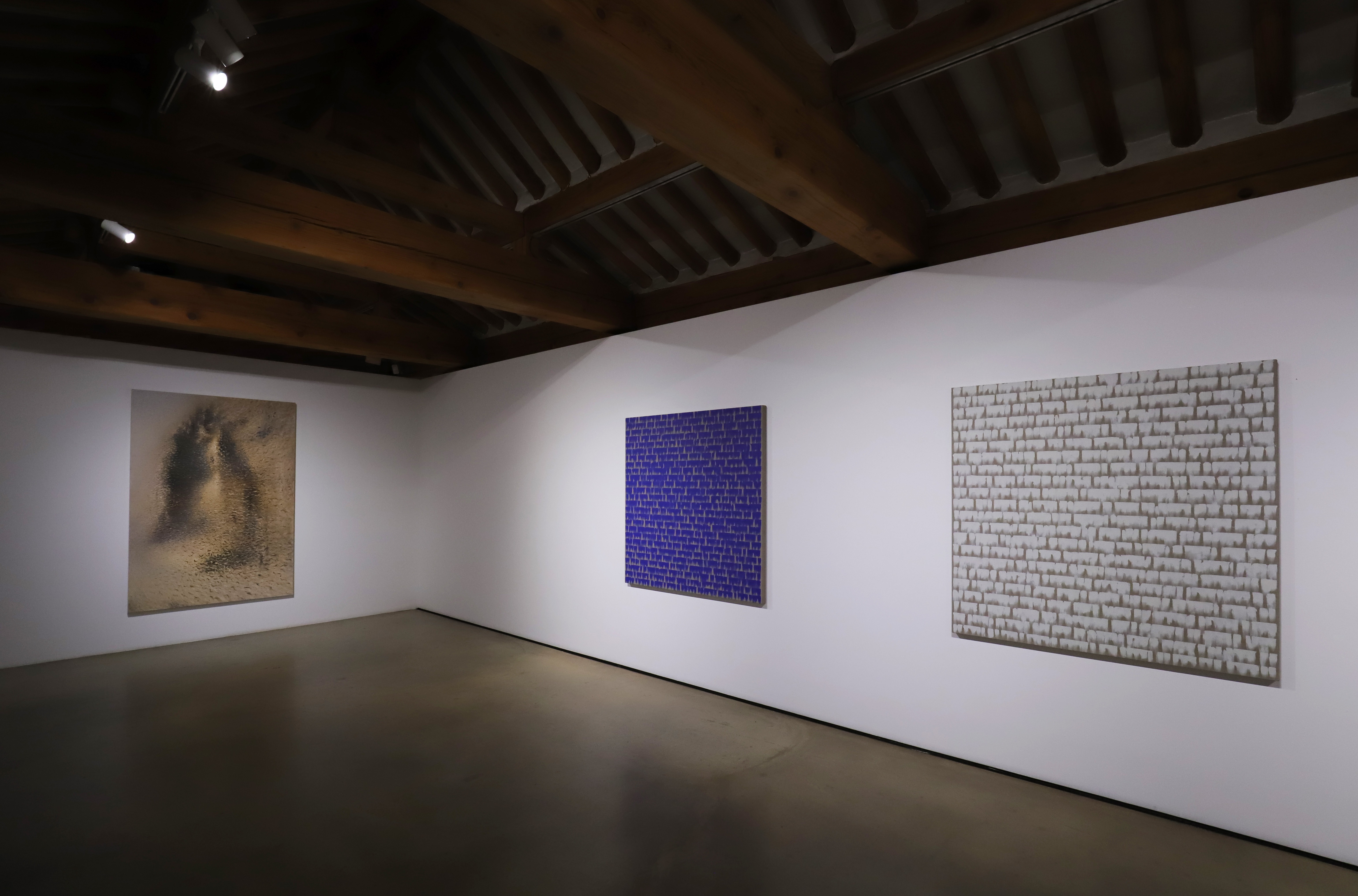 전시전경 · Exhibition view · (이미지 출처 = 학고재갤러리) · (Source = hakgojaegallery)