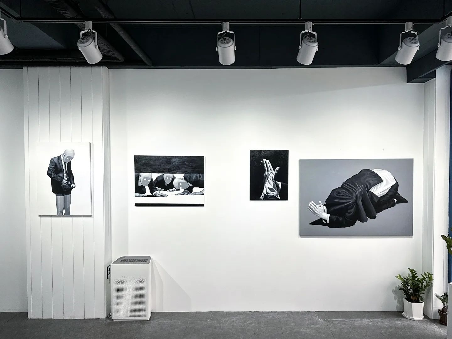 전시전경 · Exhibition view · (이미지 출처 = 멜팅팟갤러리) · (Source = meltingpot gallery)