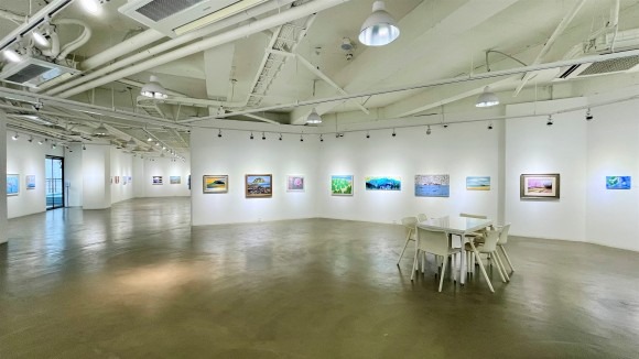 전시전경 · Exhibition view · (이미지 출처 = 마루아트센터) · (Source = Maru Artcenter)