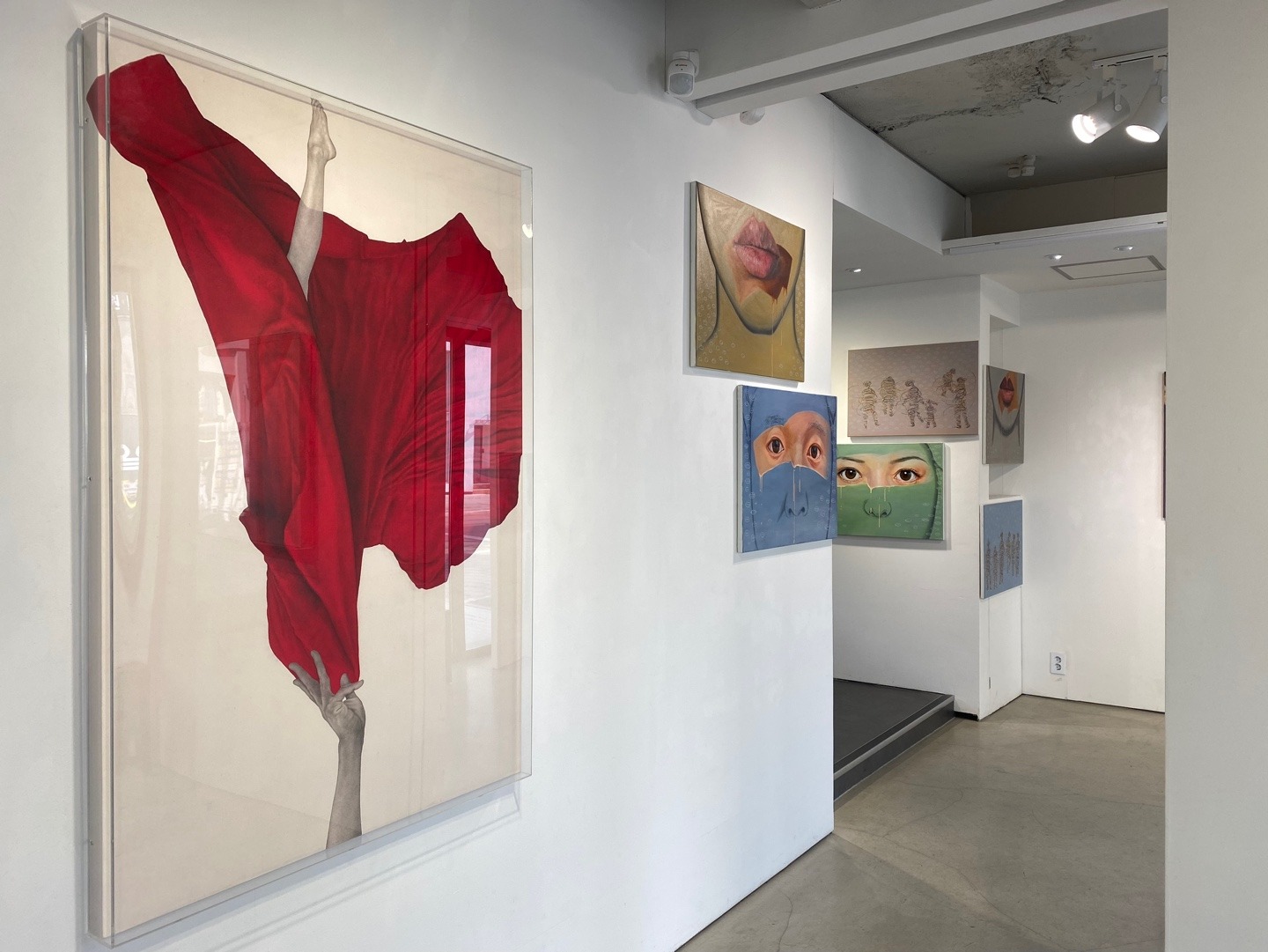 전시전경 · Exhibition view · (이미지 출처 = 갤러리에이치오엠) · (Source = Gallery hoM)
