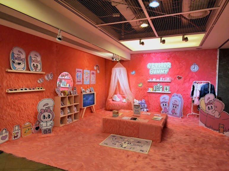 전시전경 · Exhibition view · (이미지 출처 = AK갤러리) · (Source = ak gallery)