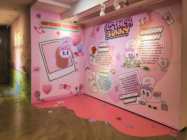 전시전경 · Exhibition view · (이미지 출처 = AK갤러리) · (Source = ak gallery)