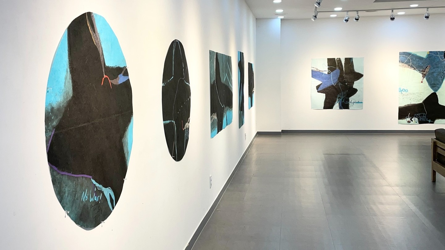 전시전경 · Exhibition view · (이미지 출처 = 인사아트프라자) · (source = insa art plaza)