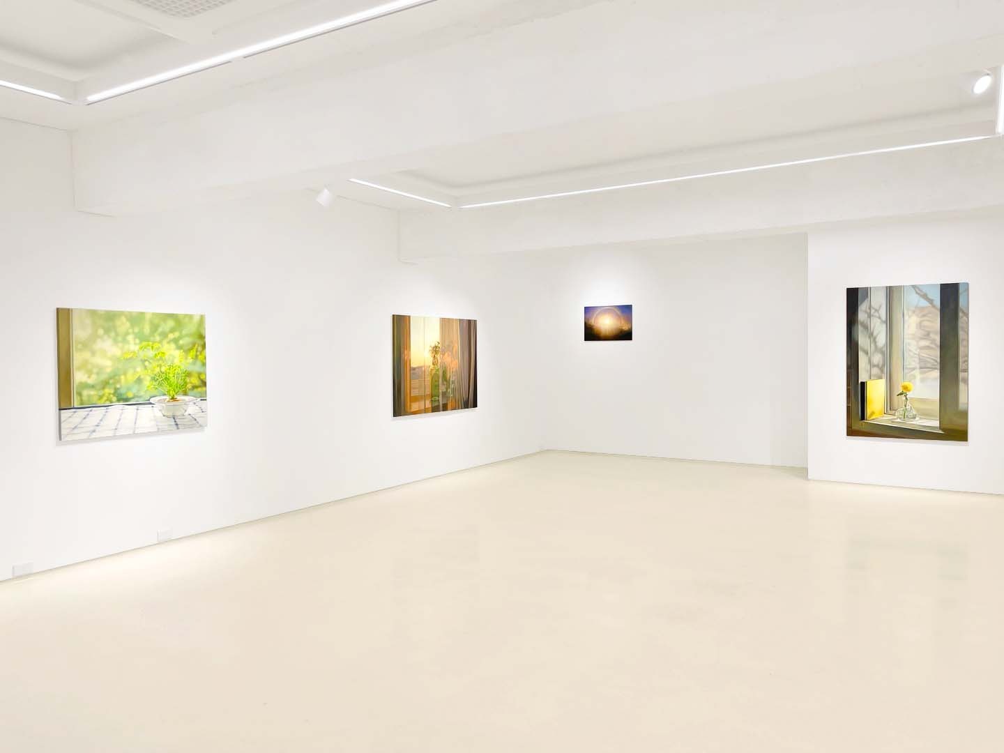 전시전경 · Exhibition view · (이미지 출처 = 본화랑) · (Source = bongallery)