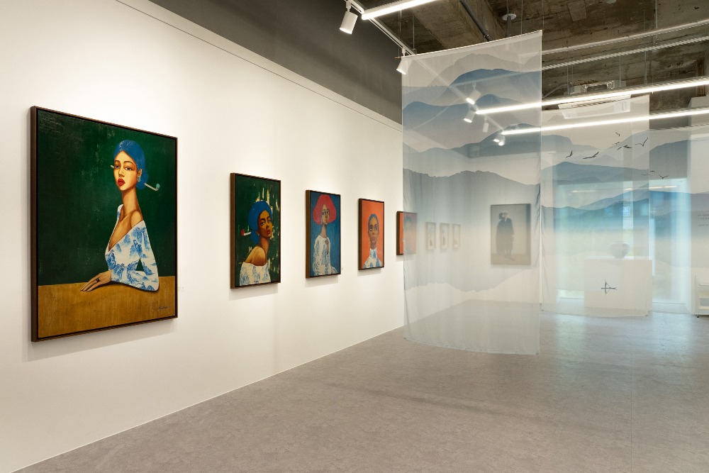 전시전경 · Exhibition view · (이미지 출처 = 맨션나인) · (Source = Mansion9)