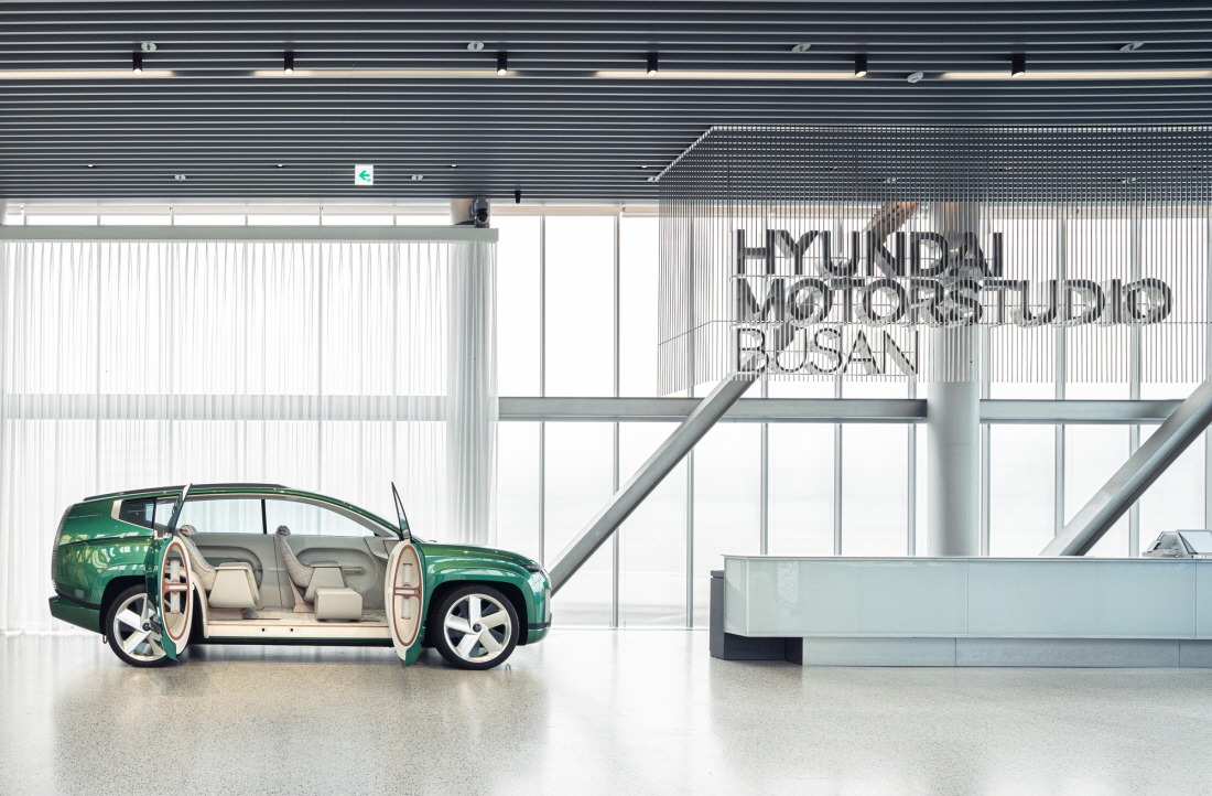전시전경 · Exhibition view · (이미지 출처 = 현대자동차) · (Source = Hyundai Moterstudio)