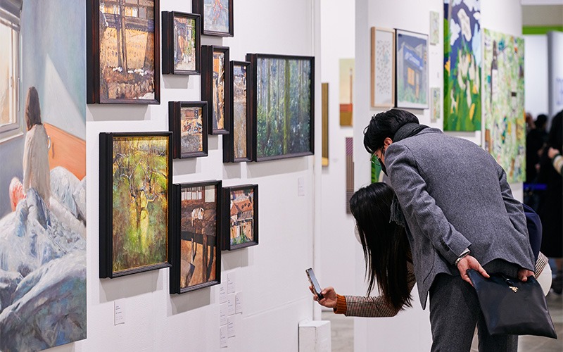 전시전경 · Exhibition view · (이미지 출처 = 한국화랑협회) · (Source = Galleries Association of Korea)