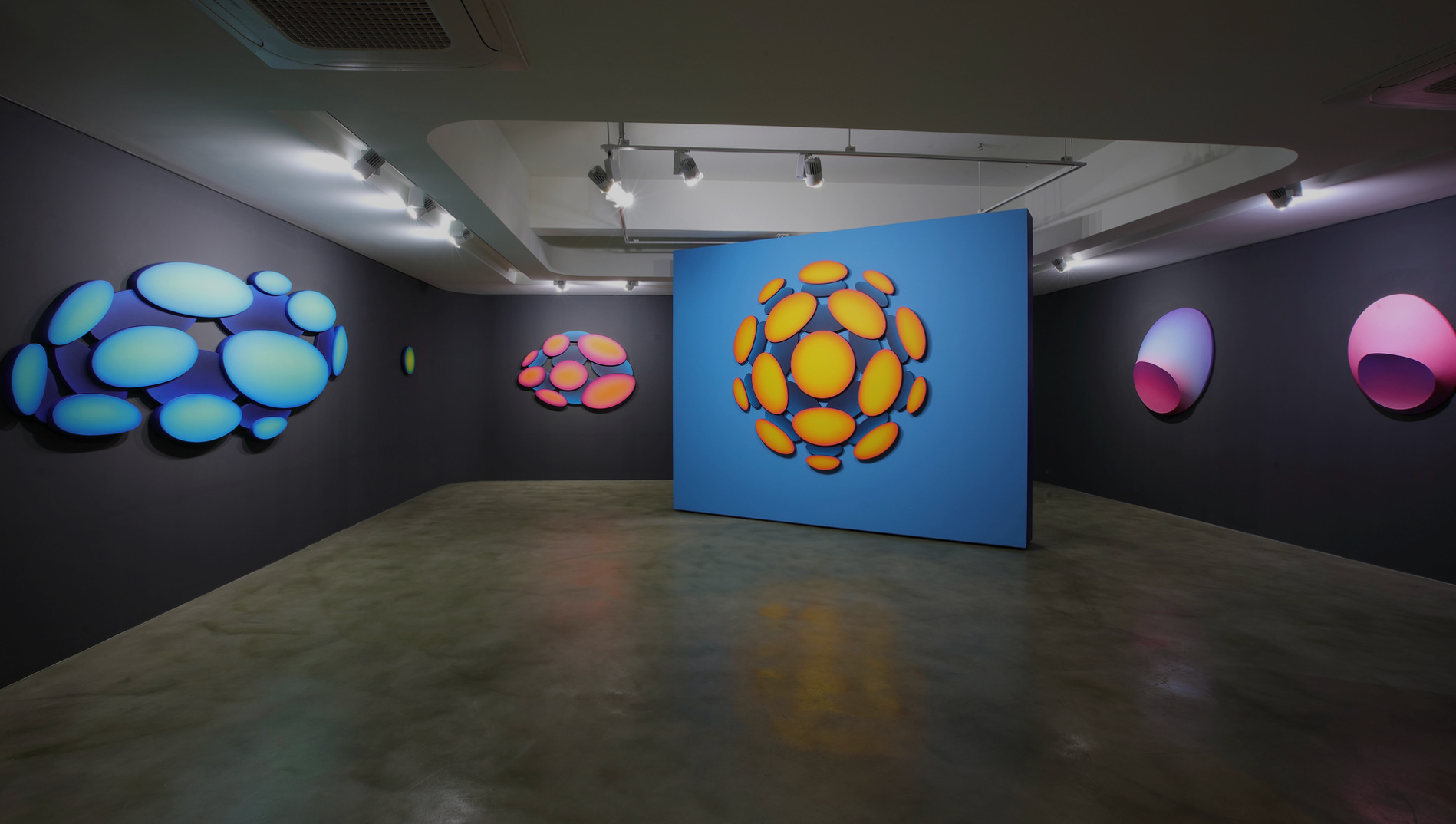 전시전경 · Exhibition view · (이미지 출처 = 호리아트스페이스) · (Source = horiartspace)