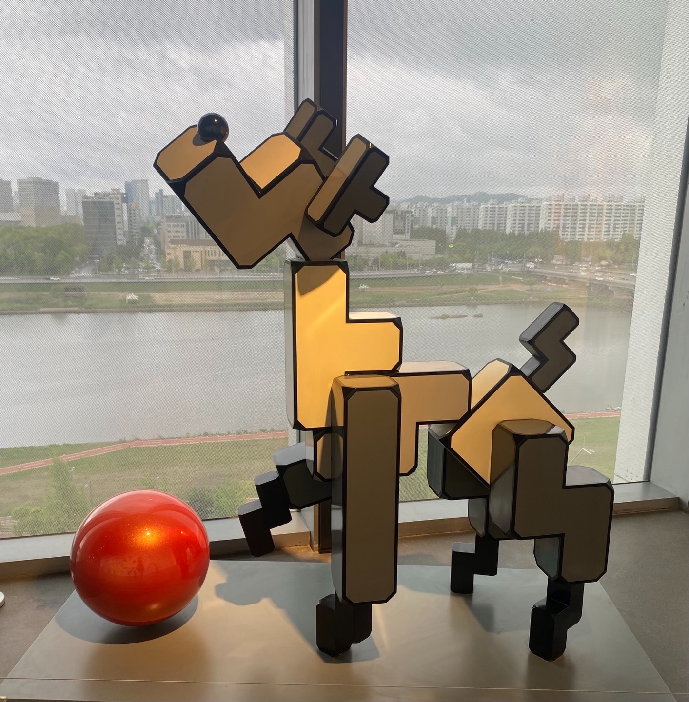 전시전경 · Exhibition view · (이미지 출처 = 신세계갤러리) · (Image Source = shinsegae gallery)