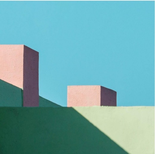 UTO · Pigment-print · 40x40cm · 2022 Limited Edition of 10 · UTO · Pigment-print · 박근주 · Park  Keunju · (이미지 제공 = 히피한남) · (Source = hippiehannam)