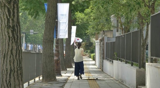 (이미지 출처 = 더 레퍼런스) · (Source = The  Reference)