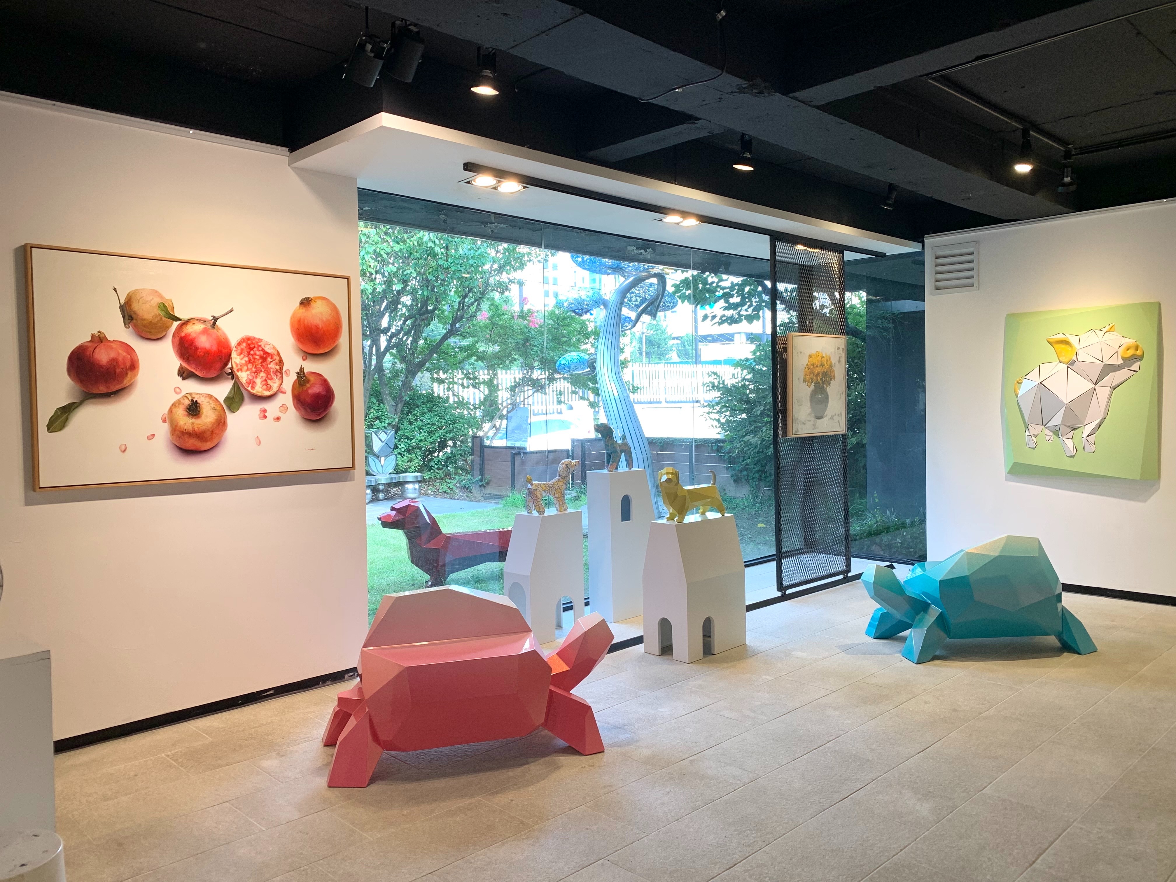 전시전경 · Exhibition view · (이미지 출처 = 리나갤러리) · (Image Source = lina gallery)