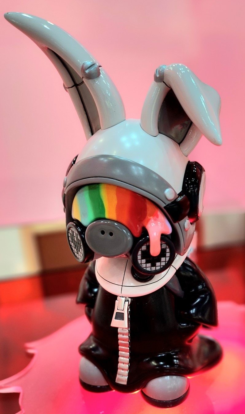 미lTime Paradox mono · Mixed media · 8.2 x 20 x 7.5 · 2023 · 미lTime Paradox mono · Mixed media · 미미 · (이미지 제공 = 라움아트센터) · (Source = Raum Art Center)