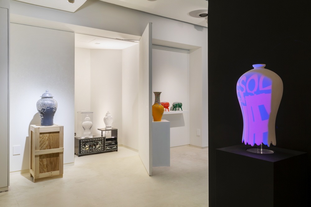 전시전경 · Exhibition view · (이미지 제공 = 지우헌) · (Source = jiwooheon)
